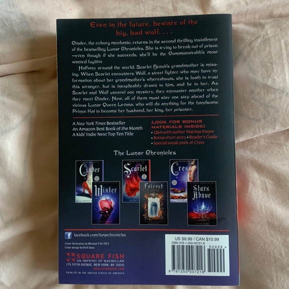Scarlet the Lunar Chronicles Book 3 by Marissa Meyer paperback - Picture 3 of 4